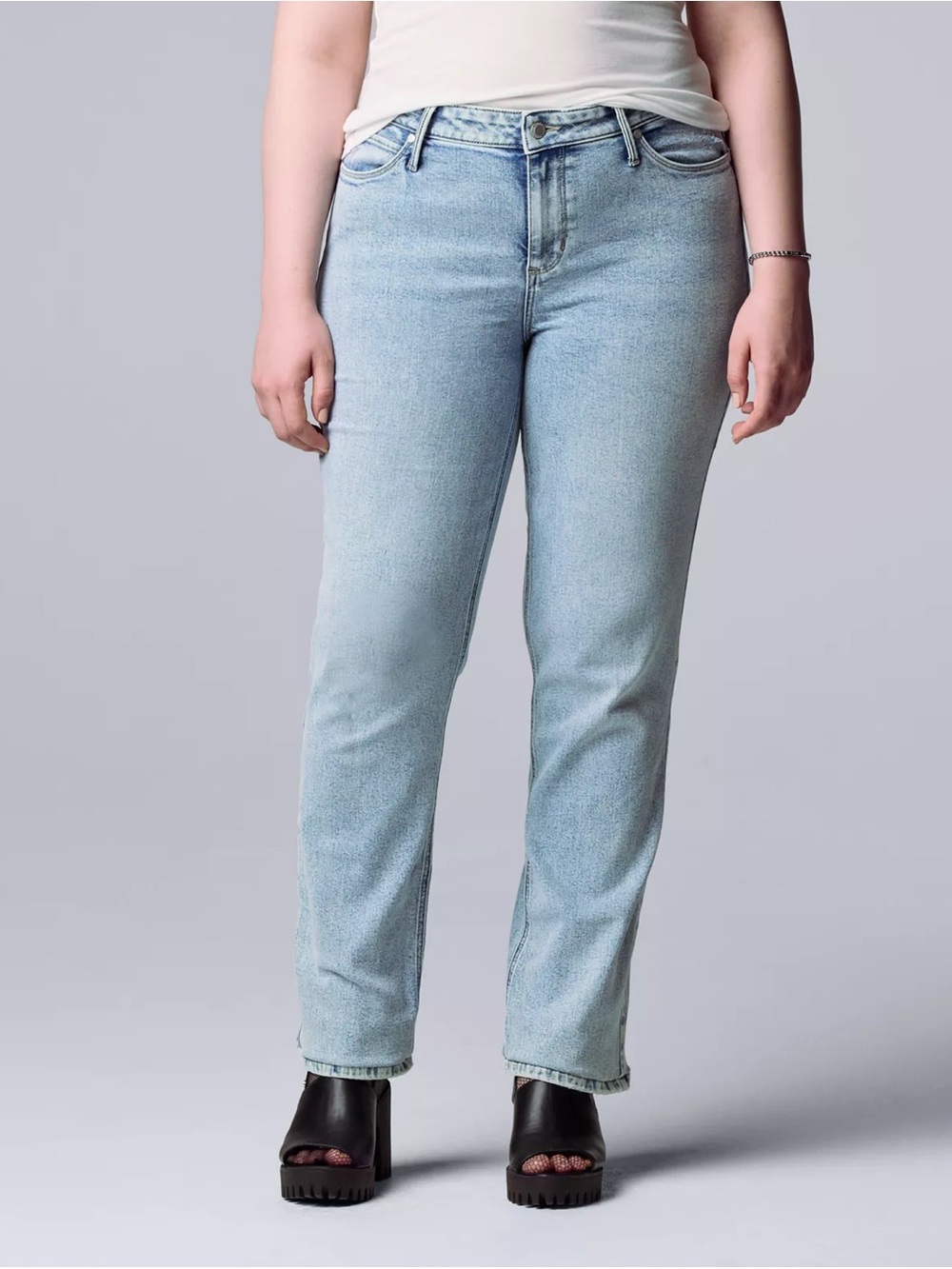 Women's Simply Vera Vera Wang Relaxed Straight-Leg Jeans Size 18 Light Wash